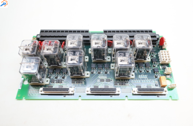 GE IC697PWR724 Power Supply Module for Industrial Control Systems - Image 2